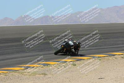 media/Apr-09-2023-SoCal Trackdays (Sun) [[333f347954]]/Bowl Set 1 (1025am)/